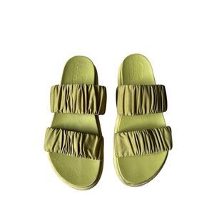Sorel Roaming Two-Strap Womens size 8 Olive Green Ruched 2-Strap Slide Sandals